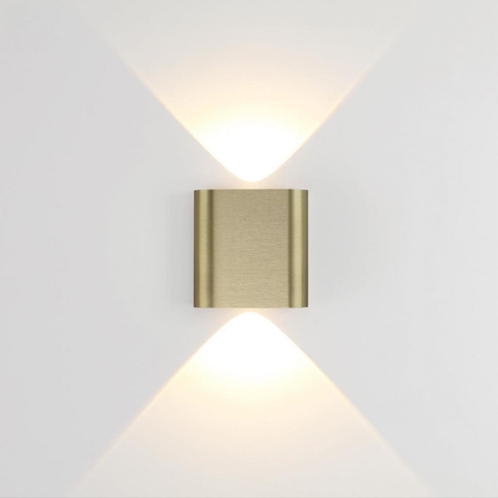 Настенный светильник Odeon Light Hightech Magnum 7107/2WL